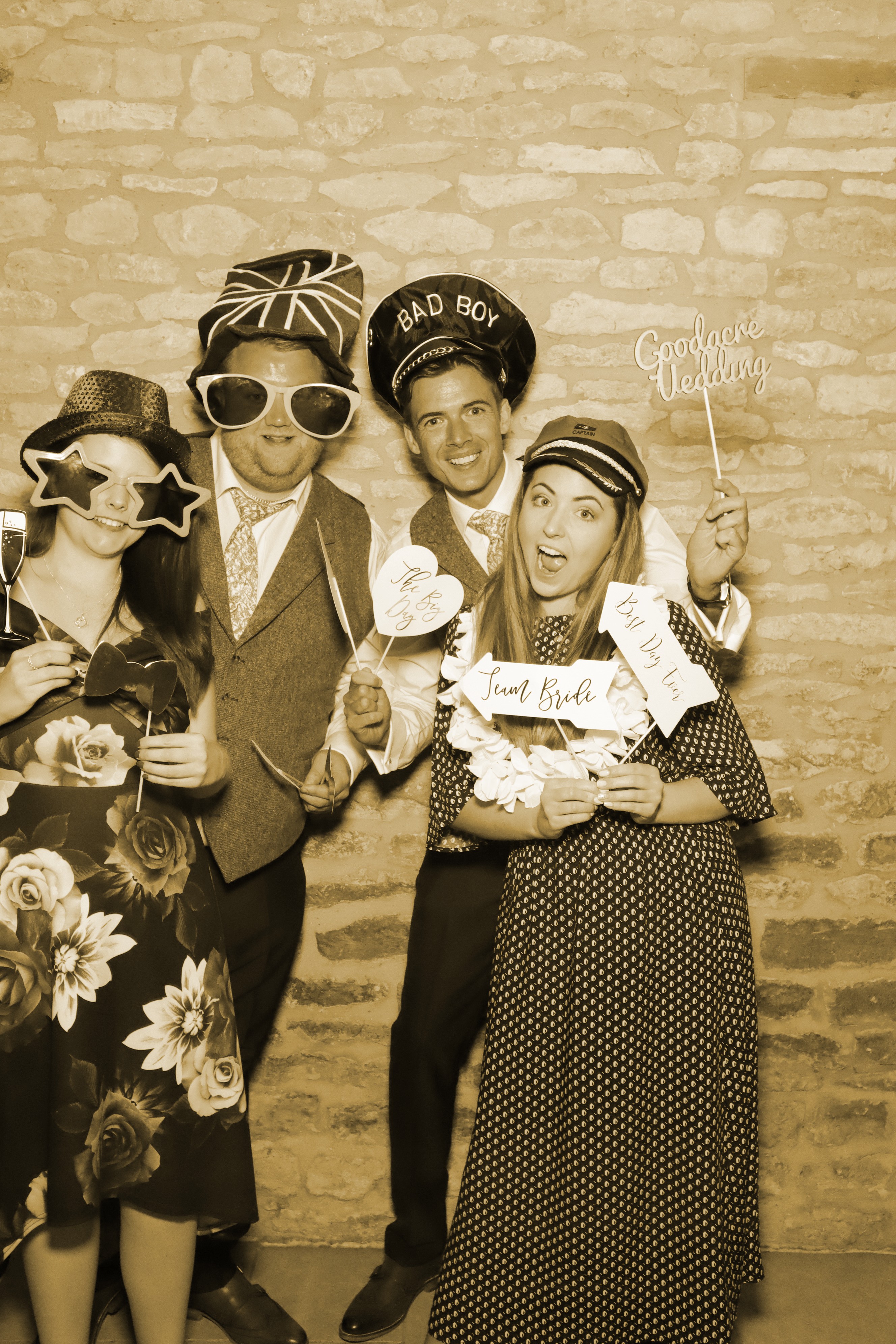 Natalie & Jack’s Wedding | View more photos from the event at gallery.myphotoboothexperience.co.uk/u/MyPhotoBoothExperienceLtd/Natalie-Jack’s-Wedding